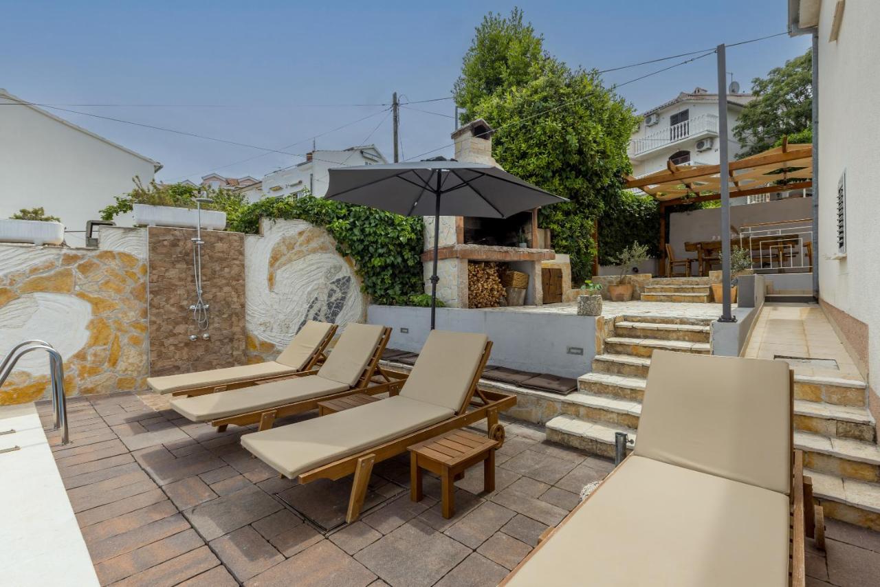 Villa Costa Blu With Pool By The Sea Trogir Exterior photo